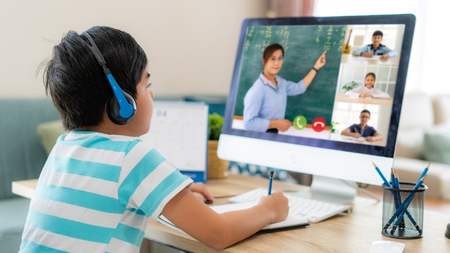 Use English adult video (성인화상영어) and get to be a complete professional.