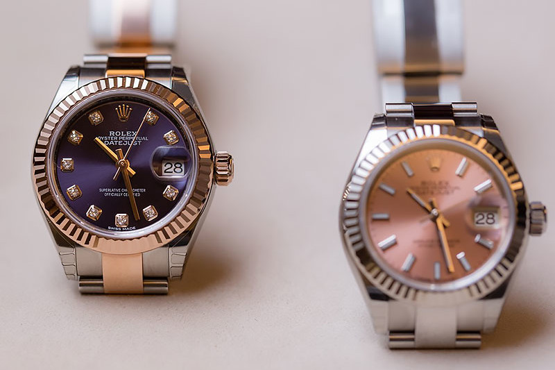 Various Pros Offered by Owning Replica Watches