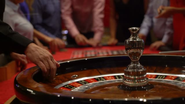 What’s the deal with winning at slot machines on the internet?