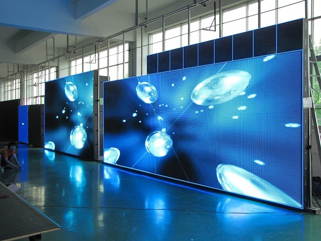 What is an LED Video Wall?