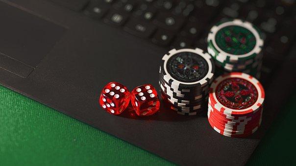 What reasons have made online casinos popular?