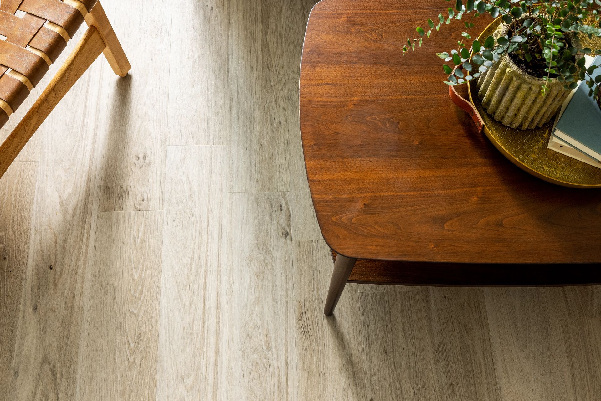 How to Clean and Maintain Your Vinyl Floor Tiles?