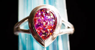 Reflecting Love: Cremation Jewelry’s Story