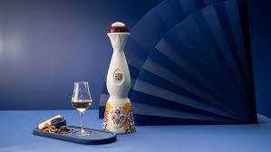 Savoring Excellence: The Art of Creating Esquisito Tequila